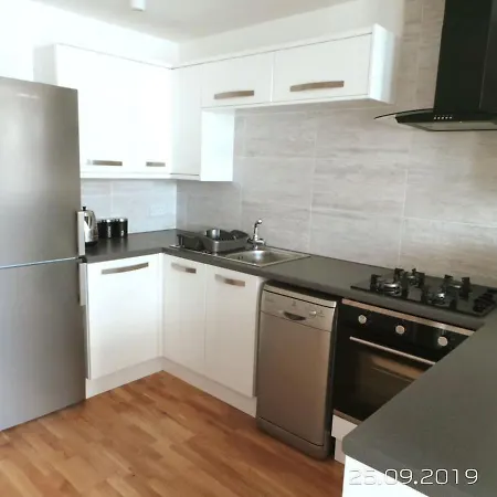 55 Anchor Road Apartament