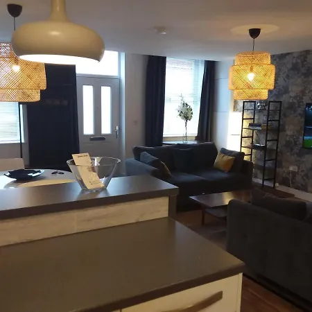 55 Anchor Road Apartament